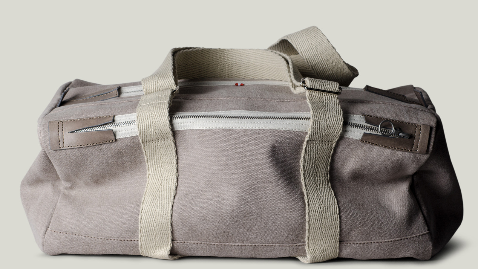 6 OF THE BEST GYM DUFFLE BAGS FOR MEN | Muted