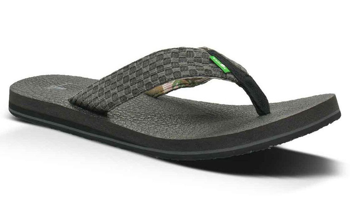 sanuk best sandals for men